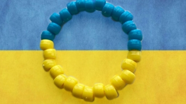 Pomoc Ukrainie: Bransoletka z koralików